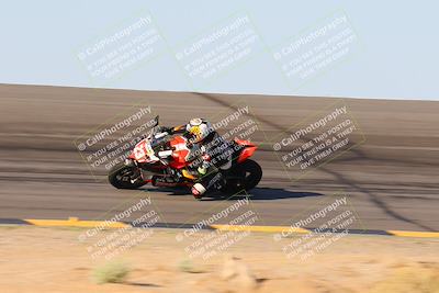 media/Oct-06-2024-Race Pace (Sun) [[d7d39ec7ad]]/5-Bowl Pans (830am)/